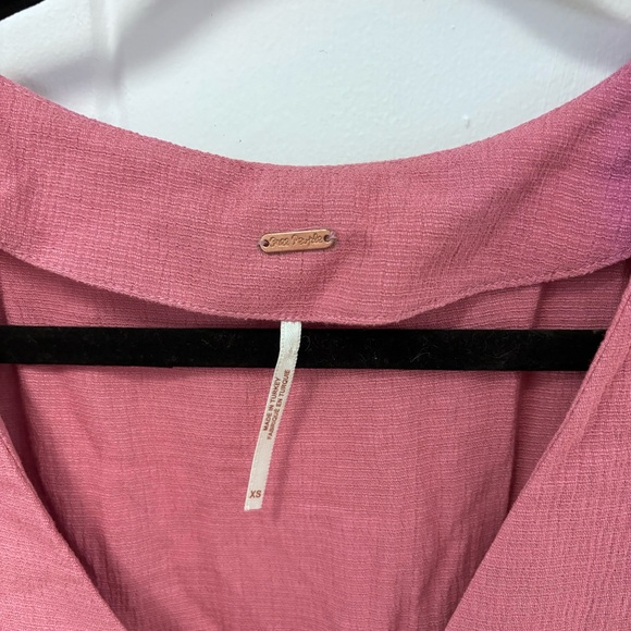 Free People Maise Shirred-Detail Top in Rose XS - Picture 3 of 8